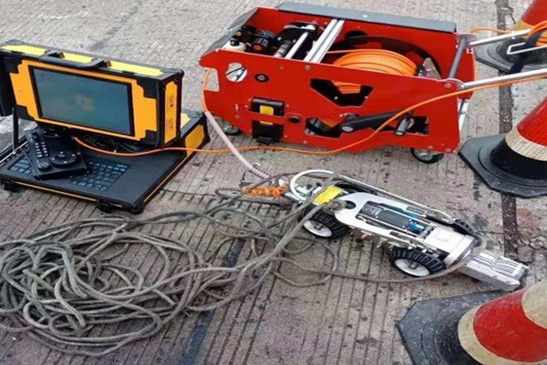 瑞安CCTV管道检测机器人